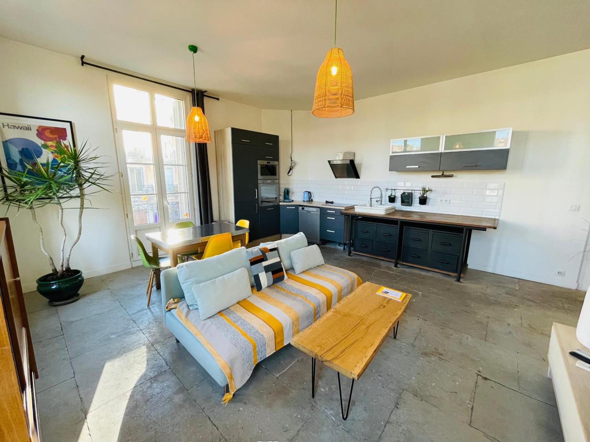 Climatise 50m2 Proche Centre Et Gare Apartamento *